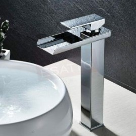 LLAVE MONOMANDO PARA BAÑO ALTO CROMO CASCADA MAA063C